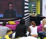 Les habitants de la maison des secrets découvrent ensemble le message de rupture de Maxime dans Secret Story 4