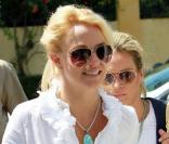 Britney Spears se rend au restaurant Johnny Rockets à Los Angeles, jeudi 9 septembre.