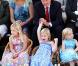 Avec leurs parents le prince Willem-Alexander et la princesse Maxima des Pays-Bas, les princesses Catharina-Amalia (6 ans), Alexia (5 ans) et Ariane (3 ans) effectuaient le 11 septembre 2010 leur première apparition officielle !