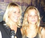 Sophie Favier et sa fille Carla lors de la soirée de lancement du nouveau parfum de John Galliano à Paris, le 13 septembre 2010