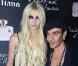 Taylor Momsen sexy en diable pour ses fans parisiens dont Valérie Bègue, Alexandra Rosenfeld et Lorie !