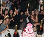 Sarah Lelouch, Salomé Lelouch, Audrey Dana, Claude Lelouch, Sabaya  Lelouch, Valérie, Tess, Sachka et Simon lors de la soirée à L'Arc pour fêter la  sortie de Ces Amours-là et les 50 ans des Films 13 à Paris le 12  septembre 2010