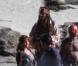 Johnny Depp, Ian McShane et Penélope Cruz sur le tournage de Pirates des Caraïbes 4 à Hawaï le 31 août 2010