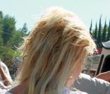Britney Spears rencontre quelques problèmes de cheveux au Johnny Rocket de Los Angeles le 17 septembre 2010
