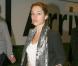 La belle Kelly Brook arrive à l'aéroport d'Heathrow, à Londres, le 17 septembre 2010.
