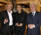 Pierre Arditi et Richard Berry avec Philippe de Beauvoir lors de l'inauguration du nouvel espace homme du Bon Marché, le 21 septembre à Paris