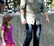 Tom Cruise joue avec sa petite Suri Cruise dans un parc à New York le 7 septembre 2010