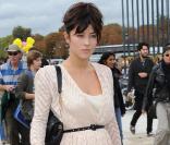 Mylène Jampanoï lors du défilé Dior à Paris le 1er octobre 2010