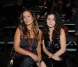 Jade Jagger et sa fille au Défilé Lanvin à Paris le 1er octobre 2010