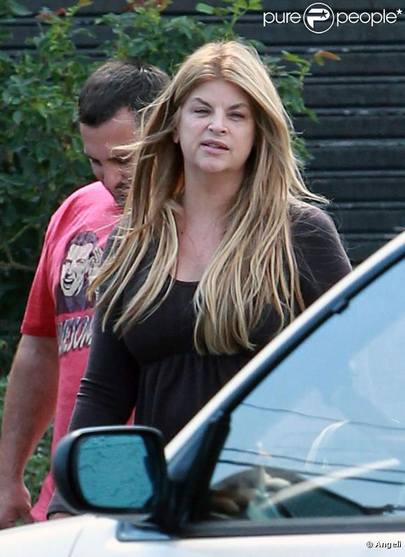 Kirstie Alley, plus fine que jamais à Los Angeles (1 octobre 2010)