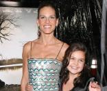 Hilary Swank et Bailee Madison à l'occasion de l'avant-première de  Conviction , au Samuel Goldwyn Theatre de Beverly Hills, le 5 octobre 2010.