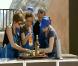 A Sète, l'équipe bleue découvre les ingrédients qu'elle va devoir cuisiner (MasterChef - jeudi 7 octobre 2010)