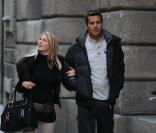 Jùlio César et sa femme Susanna Werner en balade à Milan, le 18 octobre 2010