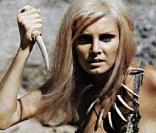 Angela Dorain, alias Victoria Vetri, dans le film Quand Les Dinosaures Dominaient Le Monde, sorti en 1970
