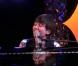 Greyson Chance, prodige de 13 ans, interprétait pour la première fois son premier single chez Ellen DeGeneres :  Waiting outside the lines .