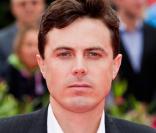 Casey Affleck rejoint les rois de la comédie Ben Stiller et Eddie Murphy !