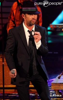 Jamiroquai sur le plateau de  X Factor  Italie, à Milan, le 2 novembre 210