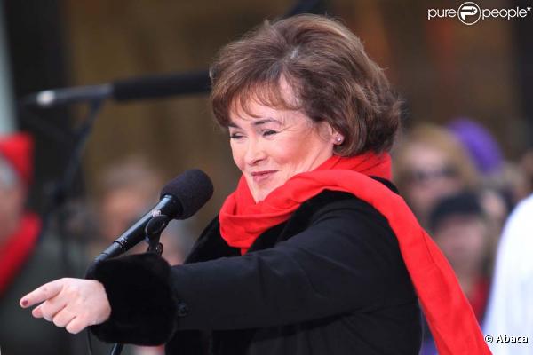  Susan Boyle au pied du Rockefeller Center à New York, pour le Today show, le 23 novembre 2010  