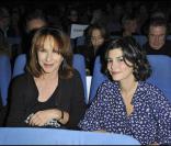 Nathalie Baye et Audrey Tautou à l'occasion de l'avant-première de  Toscan , au cinéma L'Arlequin, à Paris, le 25 novembre 2010.