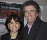 Jack Lang et sa femme Monique à l'occasion de l'avant-première de  Toscan , au cinéma L'Arlequin, à Paris, le 25 novembre 2010.