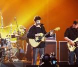 Serge Teyssot-Gay, Bertrand Cantat, Jean-Paul Roy et Denis Barthe de Noir Désir lors des Victoires de la musique, le 10 mars 2008.