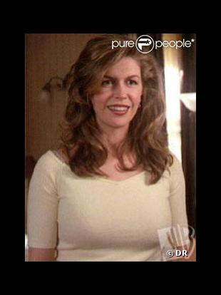 Finola Hughes
