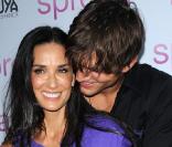 7 ans d'amour entre la très sexy Demi Moore et l'acteur Ashton Kutcher,  malgré les 15 ans qui les séparent!!!