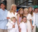 La famille Olsen au grand complet, en 2004.