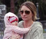 L'actrice américaine Rebecca Gayheart naissance, le 3 mars à une petite fille, Billie Beatrice. Son papa n'est autre qu'Eric Dane, le chirurgien Mark Sloan dans Grey's Anatomy.﻿
