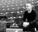 Gaëtan Roussel, après deux premiers singles remarqués, propose Inside Outside , troisième single de l'excellent album Ginger .