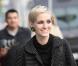 Ashlee Simpson fait son shopping de Noël le 23 décembre 2010 avec une amie à Hollywood