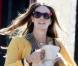Elle Macpherson s'offre un week-end ensoleillé à Miami, le 11 décembre 2010.