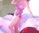 Katy Perry sur scène en 2010 : des robes étriquées, des couleurs flashy, tout un univers bubble-gum explosif garanti sans édulcorants !