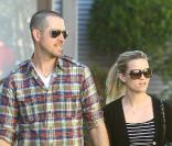 Reese Witherspoon et Jim Toth, Los Angeles, 12 décembre 2010 