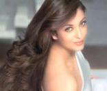 Aishwarya Rai pour la campagne Excellence crème de L'oréal.