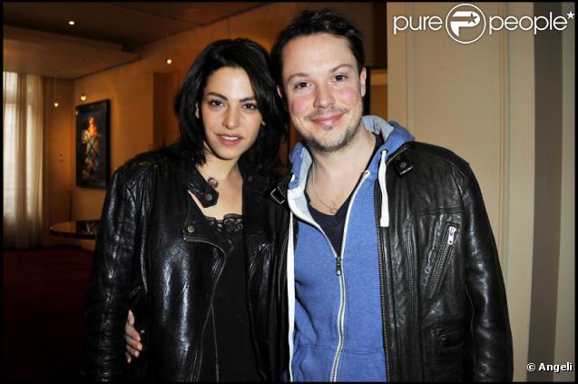 Noémie et Davy à la conférence de presse qui dévoilait la programmation des théâtres parisiens privés. 18 janvier 2011 
