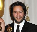 De gauche à droite : Mark Boal, Kathryn Bigelow et Greg Shapiro aux Oscars en 2010
