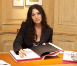 Monica Bellucci à la boutique Cartier de la rue François Ier pour la dédicace de son livre, le 26 janvier 2011