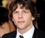 Jesse Eisenberg prête sa voix à Blu dans le film d'animation 3D, Rio.