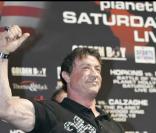 Sylvester Stallone a profité du match pour montrer ses biscotos
