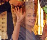 Sharon Stone dans un salon de coiffure de Beverly Hills, le 31 janvier 2011.