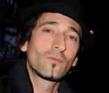 Adrien Brody à l\'occasion de la soirée Sports Illustrated Party, qui s\'est tenue à Fair Park, à Dallas, au Texas, le 4 février 2011.
