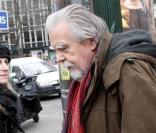 Michael Lonsdale, lors de son arrivée au Fouquet's, sur les Champs-Elysées, à Paris, pour le déjeuner des nominés des César 2011, le 5 février 2011.
