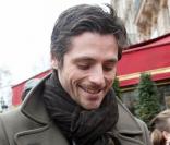 Raphaël Personnaz, lors de son arrivée au Fouquet's, sur les Champs-Elysées, à Paris, pour le déjeuner des nominés des César 2011, le 5 février 2011.