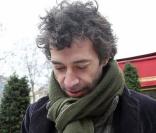 Eric Elmosnino, lors de son arrivée au Fouquet's, sur les Champs-Elysées, à Paris, pour le déjeuner des nominés des César 2011, le 5 février 2011.