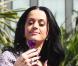 Katy Perry donne une conférence de presse à Mexico (Mexique) à  l'occasion de la sortie de son parfum Purr, samedi 5 février, puis  rencontre ses fans locaux pour une séance de dédicaces.