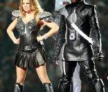 Fergie sur scène lors du Super Bowl le 6 février 2011 à Dallas