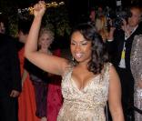 Jennifer Hudson en février 2007 fière de son Oscar  