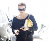 Kate Walsh se rend dans un salon de manucure de Los Angeles le 19 février 2011 