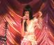 Katy Perry reprend Rihanna, Jay-Z et Willow Smith, à Lisbonne, le 20 février 2011